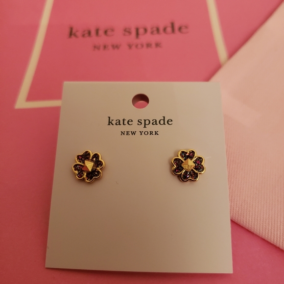 ♠️Kate Spade "Spades & Studs" Earrings - Picture 2 of 10